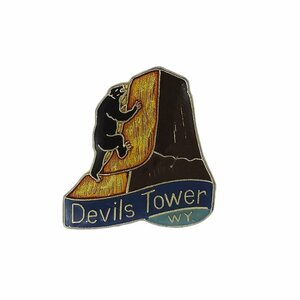 Devils Tower ピンズ レトロ ビンテージ ワイオミング州 デビルスタワー ピンバッジ 留め具付き ピンバッチ