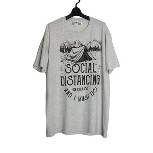 Tシャツ 新品 SOCIAL DISTANCING プリントTシャツ グレー色 メンズ Lサイズ ティーシャツ 半袖 FRUIT OF THE LOOM