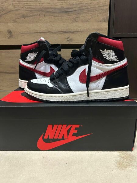 Nike Air Jordan 1 Retro High "Black/White/Sail/Gym Red"