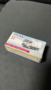 トミカ 日産　新型アトラス　非売品