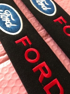 送料無料！さりげなく目立つ Ford　FordLogo　Seatbeltパッド　エクスプローラ　エスケープ　F150　Focus　Mustang