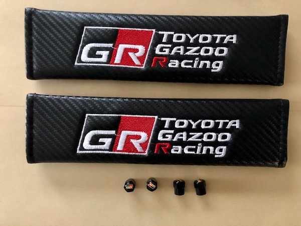 セット割引・送料無料！目立つ？GR　GAZOO　RACINGロゴカーボン調シートベルトパッド＆タイヤバルブキャップセット　ヤリス　プリウス