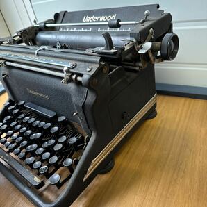 当時物 Underwood アンダーウッド タイプライター ヴィンテージ レトロ アンティーク u.s.a. アメリカ ビンテージ 現状の画像6