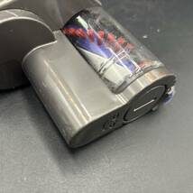 【動作品】dyson/ダイソン カーボンファイバーブラシ モーターヘッド 掃除機 パーツ ブラシ回転確認済み ① 24034_画像8