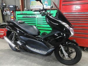 神奈川県　相模原市より　☆★　ホンダ　ＰＣＸ１５０　前後タイヤバリ山　オイル・プラグ新品　★☆　ＪＲ駅徒歩８分　全国発送可