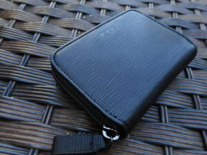 日本未発売　TUMI トゥミ NASSAU カード ケース　小銭入れ ZIP AROUND CARD CASE 148479-T527 -Black Embossed-　本物をお届け!!