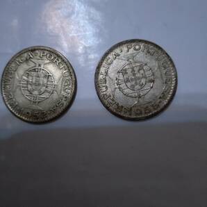 モザンビーク 旧硬貨 2枚の画像1