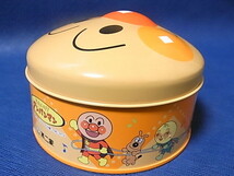 アンパンマン　缶ケース　2007年　不二家　クッキー缶　空き缶　ドキンちゃん ロールパンナ チーズ ばいきんまん しょくぱんまん 送料￥220_画像4