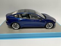 ★Teslaテスラ Model 3 blue Ls Collectibles 1/18 ミニカー★_画像3