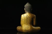 【LIG】タイ仏教美術 スコータイ時代 木彫金彩 釈迦如来坐像 41㎝ 時代古玩 コレクター収蔵品 [.QW]24.3_画像9