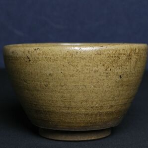 【LIG】時代物 古唐津 黄唐津 茶碗 10.5㎝ 箱付 茶道具 古美術品 コレクター収蔵品[.O]24.04の画像7