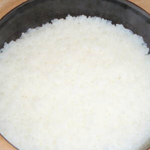  新米 令和5年産 新潟産コシヒカリ玄米30ｋ 農家直送の画像1