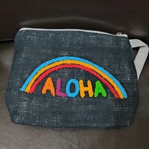 ☆Hawaii Aloha柄ポーチ☆【新品、未使用】