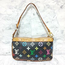 【美品】LOUIS VUITTON モノグラムマルチカラー ポシェットアクセソワール アクセサリーポーチ スタッズ M92648 コーティングレザー/ヌメ革_画像2