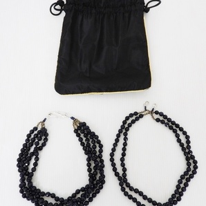 Kong qi コンチィ― 4連＆2連 カラーストーン ネックレス 黒 ブラック アクセサリー 首飾り レディースの画像1