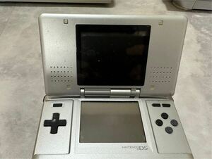 任天堂　Nintendo DS 初代DS本体 通電確認済、傷・汚れあり ゆうパケットプラス 動作確認未確認