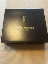 未使用　YVES SAINT LAURENT イブサンローラン パーティセット　食器5枚組_画像1