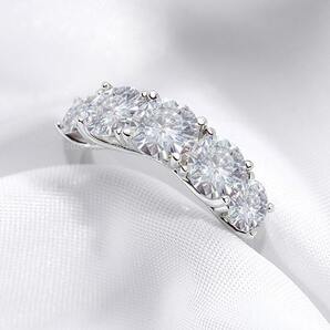 モアサナイト 3.6ct 指輪 9号 リング 婚約指輪 エンゲージリング ハート キューピッド H&C 鑑定書付き 人工 ダイヤモンド ダイアモンドの画像3