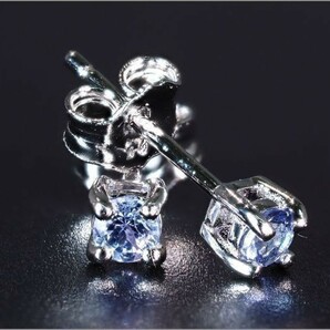 【華】タンザナイト 一粒 ピアス シンプル プレゼント 値下げ交渉可 刻印有 No.S-9 ( PT 18k(3322の画像2