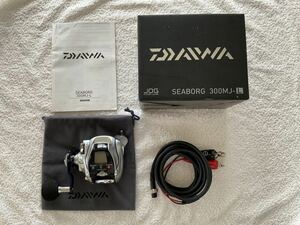 【使用僅か】【美品】 DAIWA SEABORG 300MJ-L 電動リール