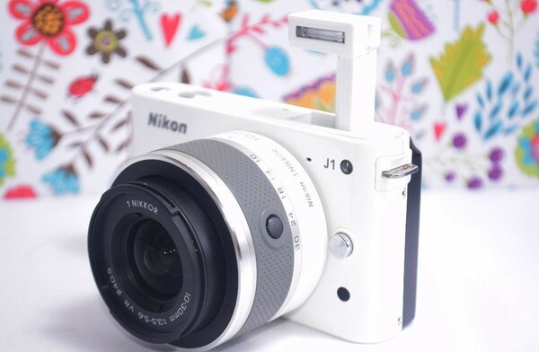 ☆お散歩カメラ☆Nikon 1 J1☆スマホに転送可愛いカメラ☆