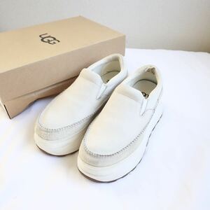 UGG スリッポン 白 スニーカー