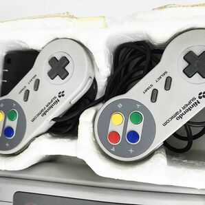 【1円】任天堂 スーパーファミコン 本体 セット 未検品ジャンク レトロゲーム機 スーファミ SFC DC07-876jy/G4の画像2