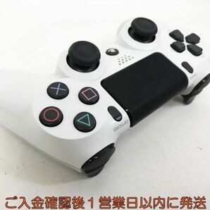 【1円】PS4 純正 ワイヤレスコントローラー DUALSHOCK4 ホワイト 未検品ジャンク SONY PlayStation4 H09-447kk/F3の画像4