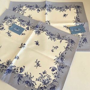  unused Wedge wood WEDGWOOD table mat 2 pieces set 32×45cm floral print is . water processing table wear table linen tag attaching 