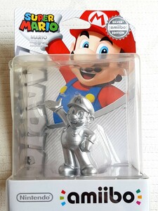 amiibo アミーボ　シルバーマリオ