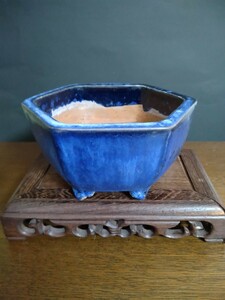 秀峰の瑠璃釉窯変六角鉢