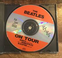 The Beatles / ビートルズ / On Tour / 1CD / Pressed CD / Munich, Circus Krone 24 June 1966 / Minneapolis, Metropolitan Stadium 21 A_画像4