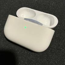 正規品 最安 美品 送料無料 動作確認済み Apple 純正 Air Pods Pro A2083 A2084 A2190 アップル エアーポッズ プロ 本体 MWP22J/A 管理154_画像2