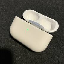 正規品 最安 美品 送料無料 動作確認済み Apple 純正 Air Pods Pro A2083 A2084 A2190 アップル エアーポッズ プロ 本体 MWP22J/A 管理283_画像2