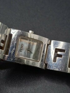 ★FENDI/フェンディ　レディース腕時計　3150L　クォーツ　動作未確認　ブレスレット風　0406A