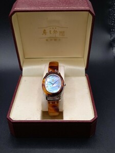 * two generation . Saburou tortoise shell skill wristwatch ROYAL-TSCA DRT-9003 junk lady's wristwatch quartz 0402A