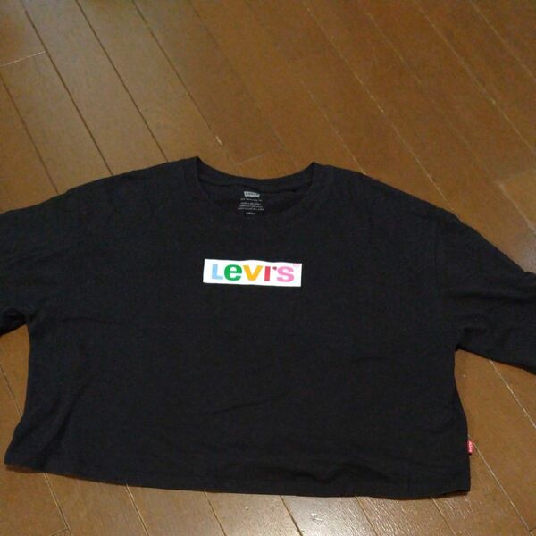 リーバイス Tシャツ