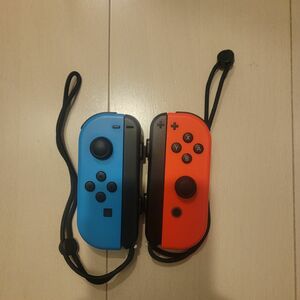 Switch スイッチ　ジョイコン2個　ネオンレッド＆ネオンブルー