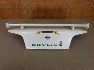 024344 HR34 Skyline trunk lid trunk panel luggage compartment door QT1 white pearl 