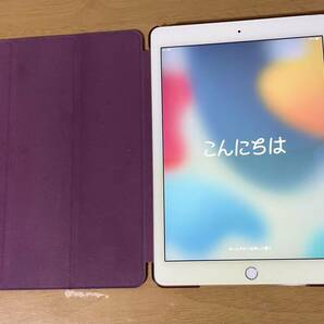 ゴールド iPad 本体 第2世代 iPad Air2 16GB タブレット カバー Apple アイパッド au 三つ折スタンド