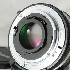 ★美品★ニコン Nikon Ai-s AIS 50mm F1.8 パンケーキレンズ 単焦点 Fマウント/#2992の画像3