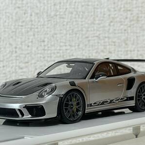 メイクアップ 1/43 ポルシェ 911 GT3 RSの画像1