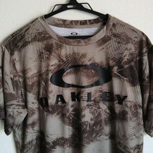 美品 OAKLEY ゴルフ 迷彩色 Tシャツ men's L