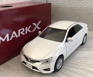 非売品 トヨタ 1/30 オフィシャルミニカー マークX ホワイトパールクリスタルシャイン