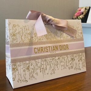 Dior ショッパー ギフト用 クリスチャンディオール 巾着付き