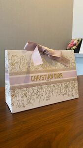 Dior ショッパー ギフト用 クリスチャンディオール 巾着付き