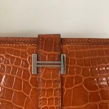  定価１３０万円超【極美品・唯一無二】エルメス HERMES ベアンスフレ アリゲーター 鰐革 長財布 H金具 希少色 センター取り クロコ _画像3