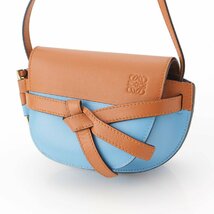 【ロエベ】Loewe　ゲート アナグラム バイカラー ミニ ショルダーバッグ 鞄 ブルー×ブラウン 【中古】【正規品保証】206310_画像2