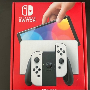美品・保証付 任天堂 NintendoNintendo Switch(有機ELモデル)本体Joy-Con(L)(R) ホワイト ※箱キズ有りの画像1