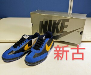 4320　NIKE 4　ナイキ　25.5cm　新古　NIKE AIR ZOOM FC　スニーカー　シューズ　靴　